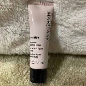 Mary Kay timewise foundation Ivory 5